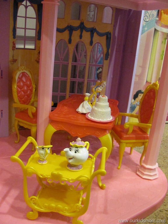 dollhouse highchair