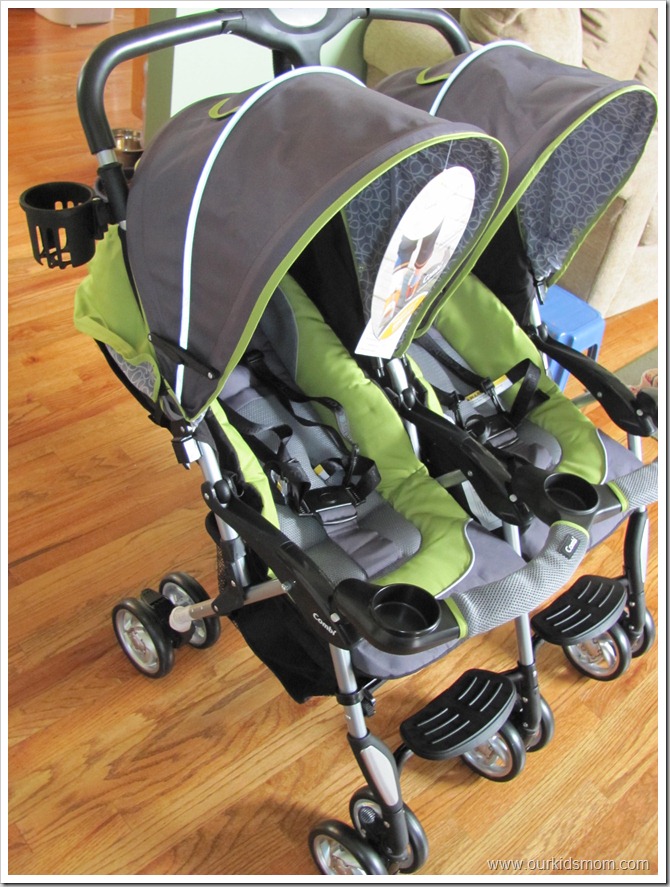 double stroller with cup holders